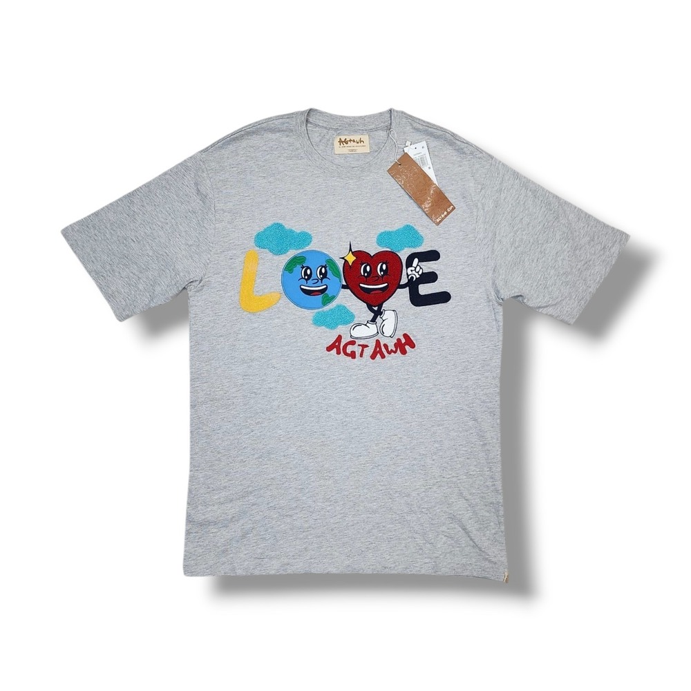 AGTAWH Love Embroidered and Fluffy Patches Heather Gray T-Shirt Men's M NWT